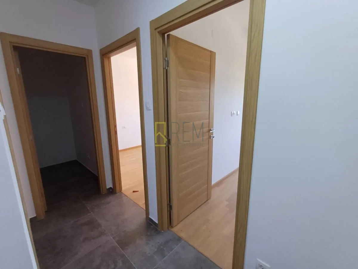 Prodaja, dvosoban stan, 73m², Pobrežje, Podgorica
