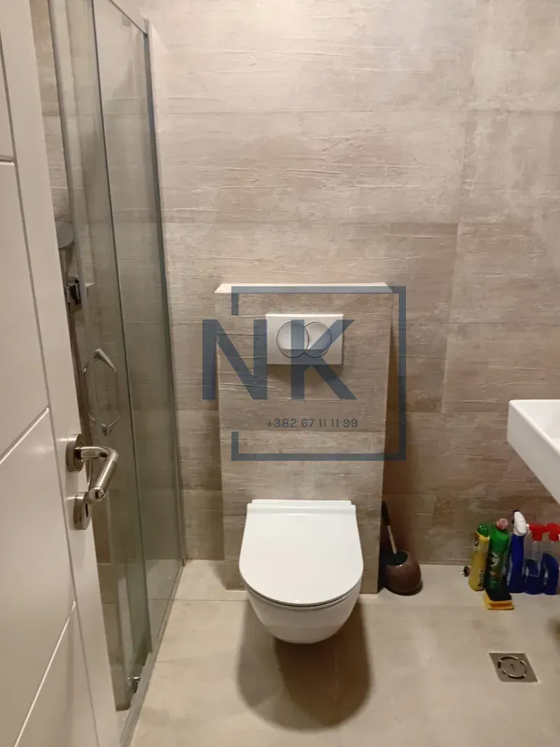 Izdavanje, dvosoban stan, 76m², Gorica C, Podgorica