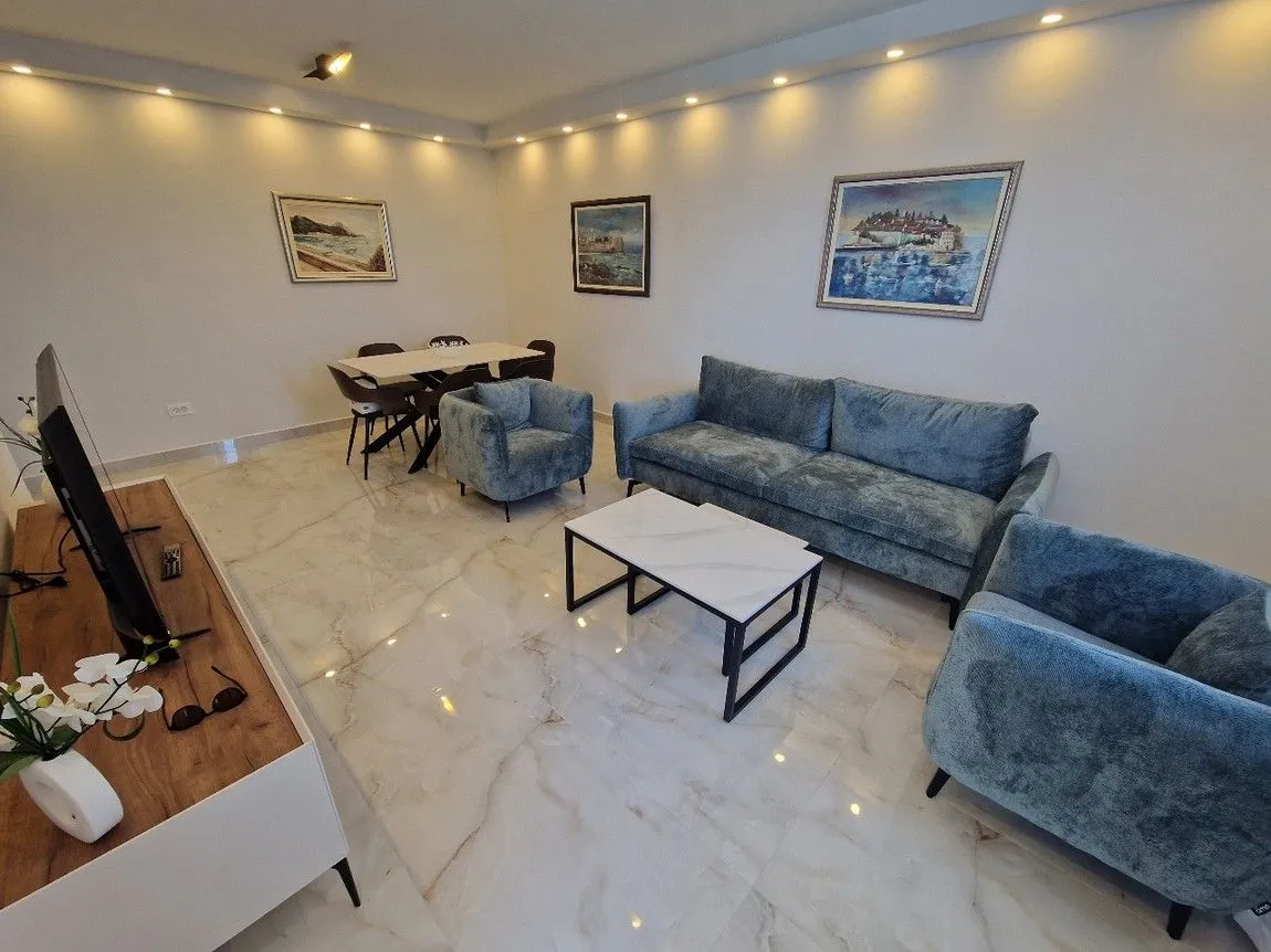 Sale, two bedroom apartment, 62m², Sveti Stefan, Budva