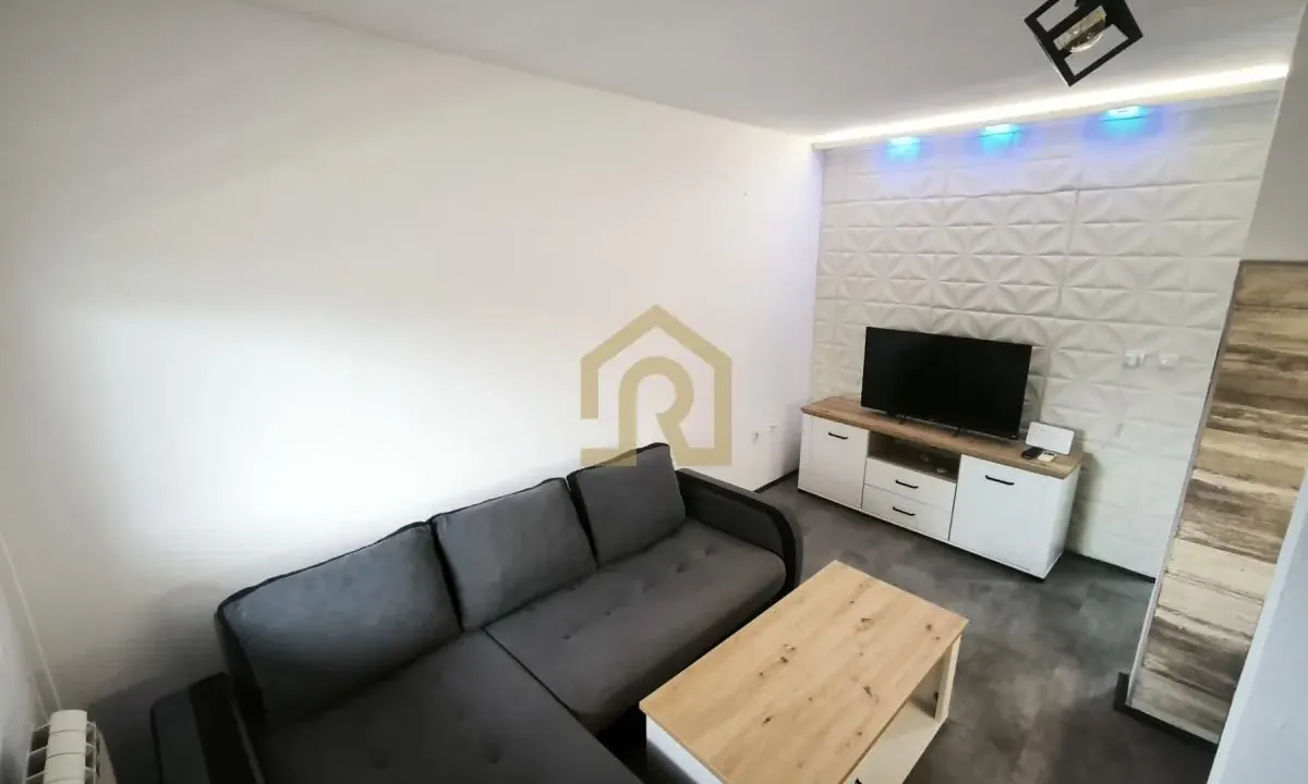 Izdavanje, jednosoban stan, 33m², Palilula Sve Podlokacije, Beograd