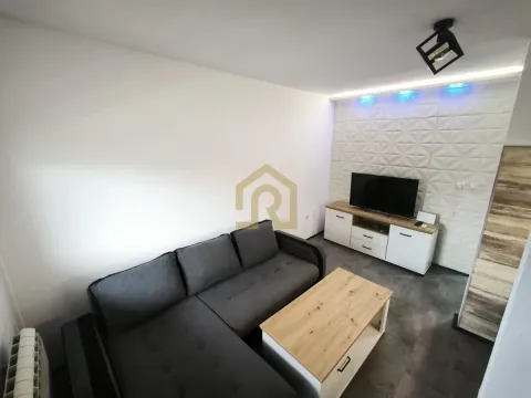 Izdavanje, jednosoban stan, 33m², Palilula Sve Podlokacije, Beograd