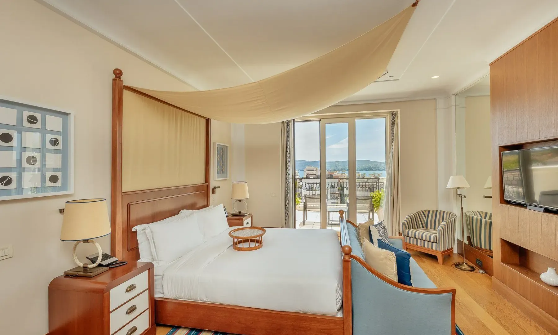 Prodaja, četvorosoban stan, 620m², Porto Montenegro, Tivat