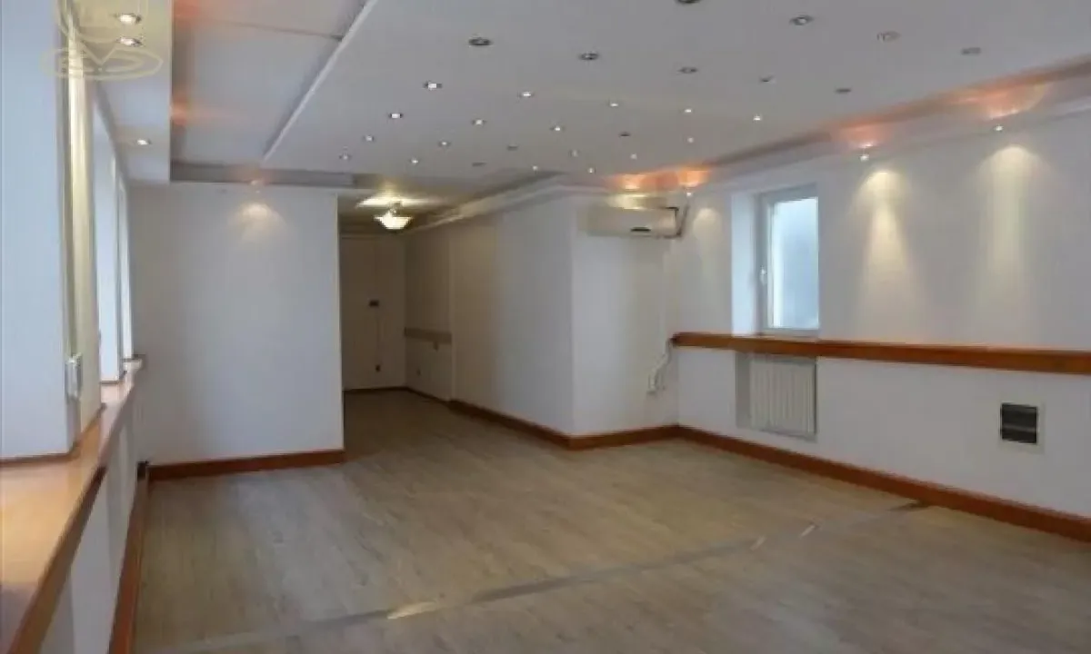 Izdavanje, poslovni prostor, 175m², Stari Grad, Beograd