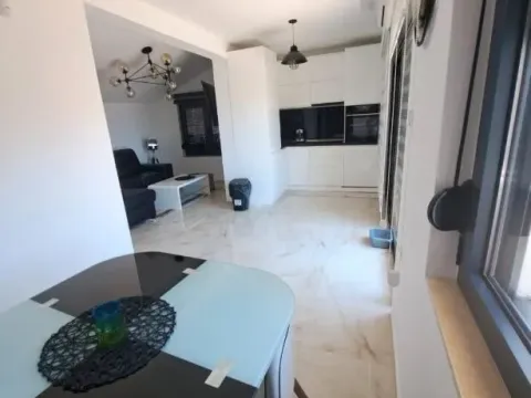 Prodaja, kuća, 296m², Lastva Grbaljska, Kotor - image 7