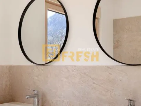 Prodaja, dvosoban stan, 136m², Kotor, Crna Gora - image 24