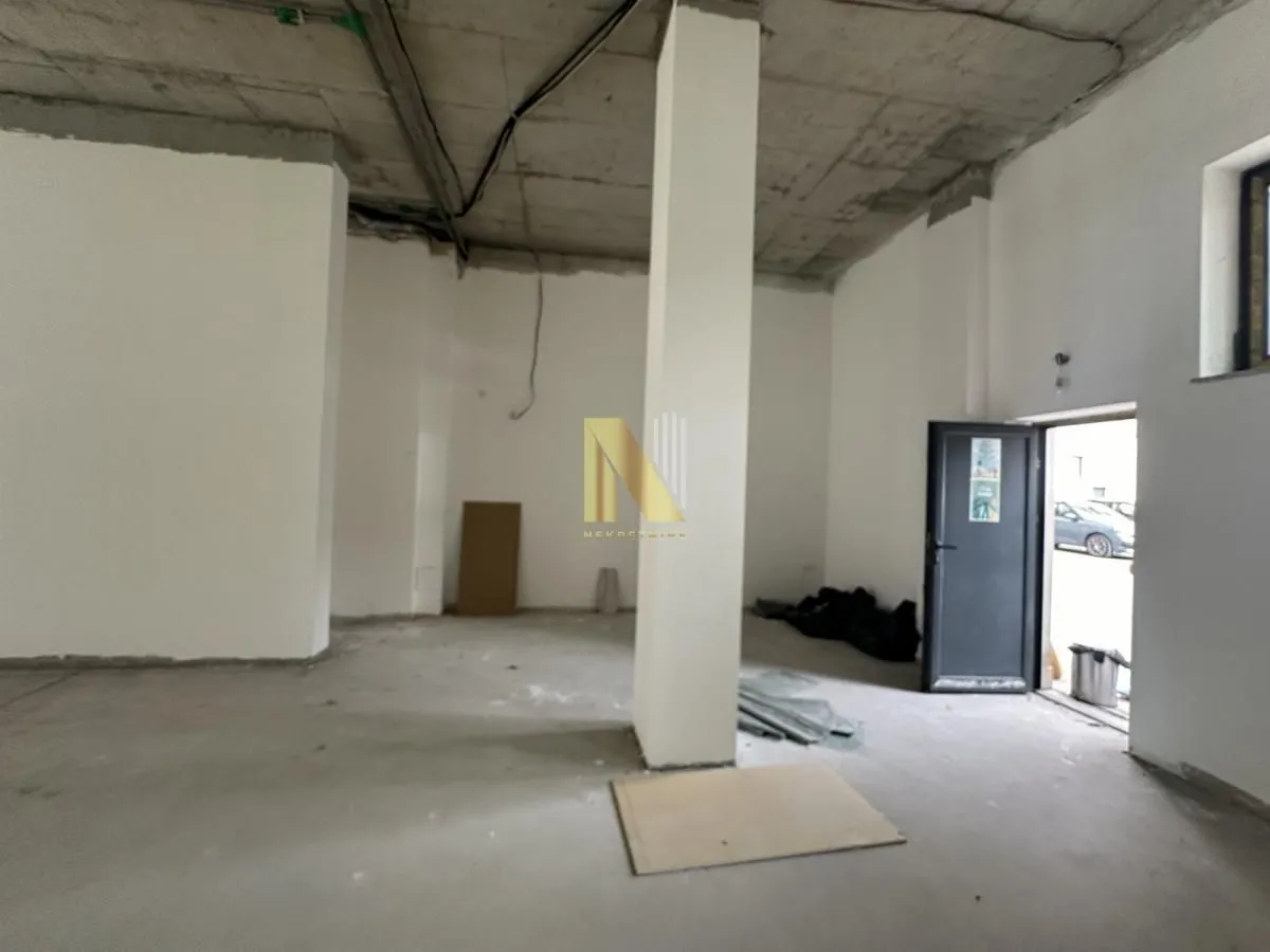 Sale, office space, 122m², Nova Detelinara, Novi Sad Sve Podlokacije