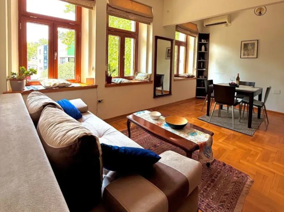 Izdavanje, jednosoban stan, 50m², Centar, Podgorica