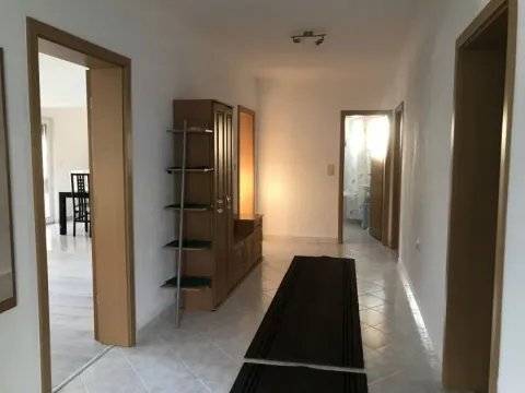 Rent, three bedroom apartment, 130m², Čeluga, Bar - image 9