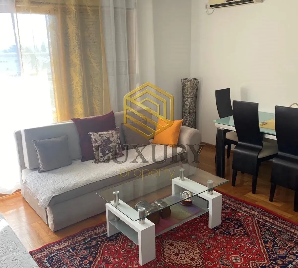 Izdavanje, jednosoban stan, 52m², Preko Morače, Podgorica