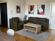 Izdavanje, dvosoban stan, 62m², Ledine, Beograd - image 1