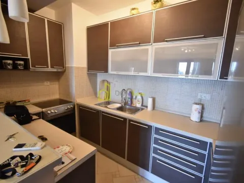 Rent, two bedroom apartment, 75m², Gorica C, Podgorica - image 8