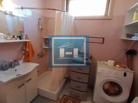 Prodaja, kuća, 216m², Gloždak, Paraćin - image 33