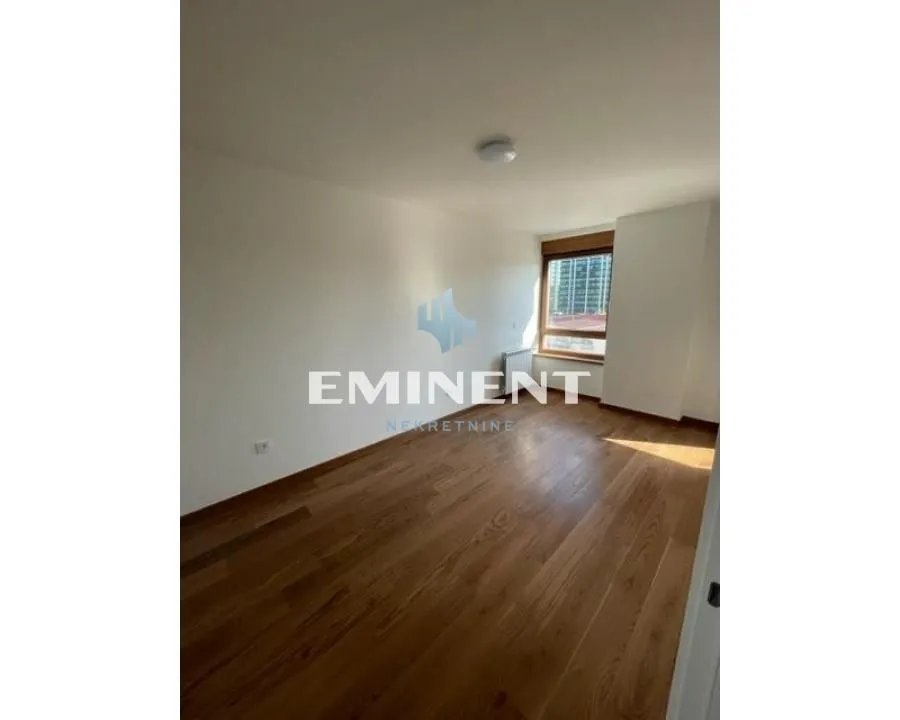Izdavanje, dvosoban stan, 62m², Novi Beograd Blok 65, Novi Beograd Sve Podlokacije