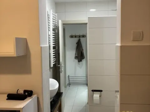 Rent, house, 65m², Banovo Brdo, Beograd - image 9