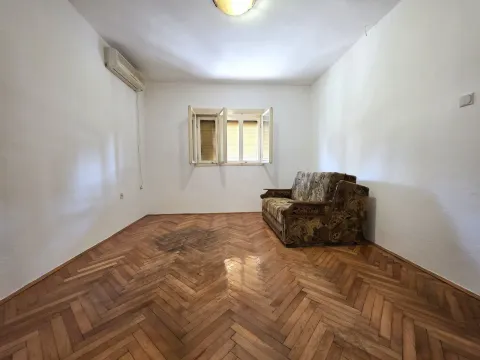 Rent, house, 110m², Tološka šuma, Podgorica - image 5