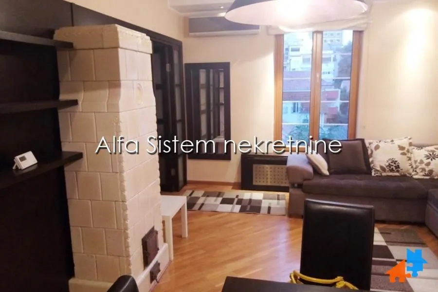 Izdavanje, dvosoban stan, 45m², Kalenić Pijaca, Vračar Sve Podlokacije