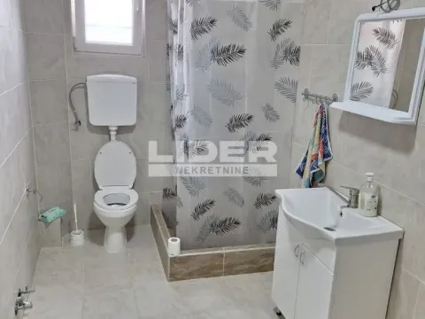 Izdavanje, kuća, 100m², Batajnica, Beograd - image 6