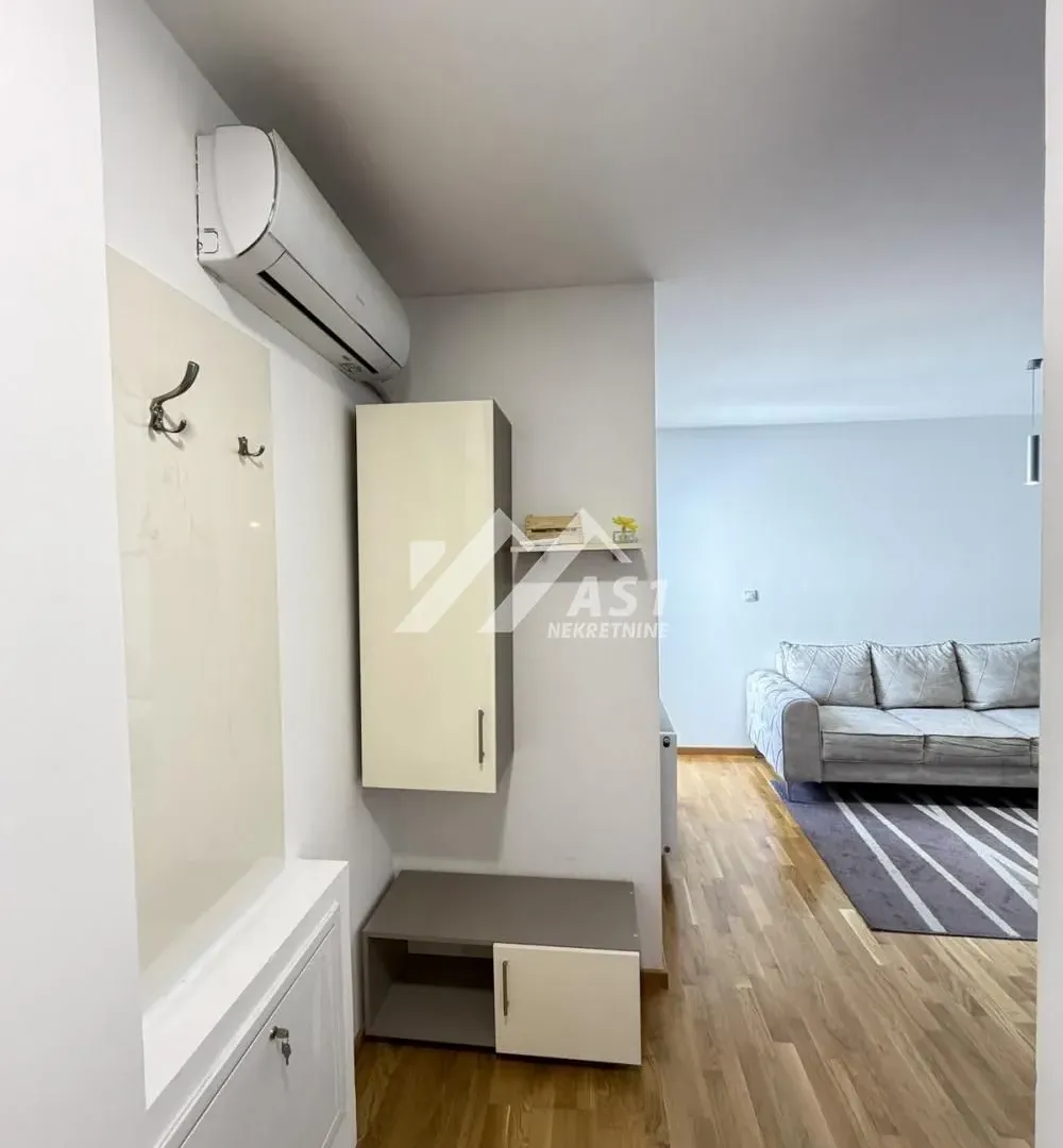 Prodaja, dvosoban stan, 40m², Telep, Novi Sad Sve Podlokacije