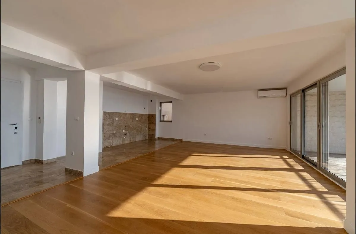 Sale, three bedroom apartment, 160m², Pržno, Budva