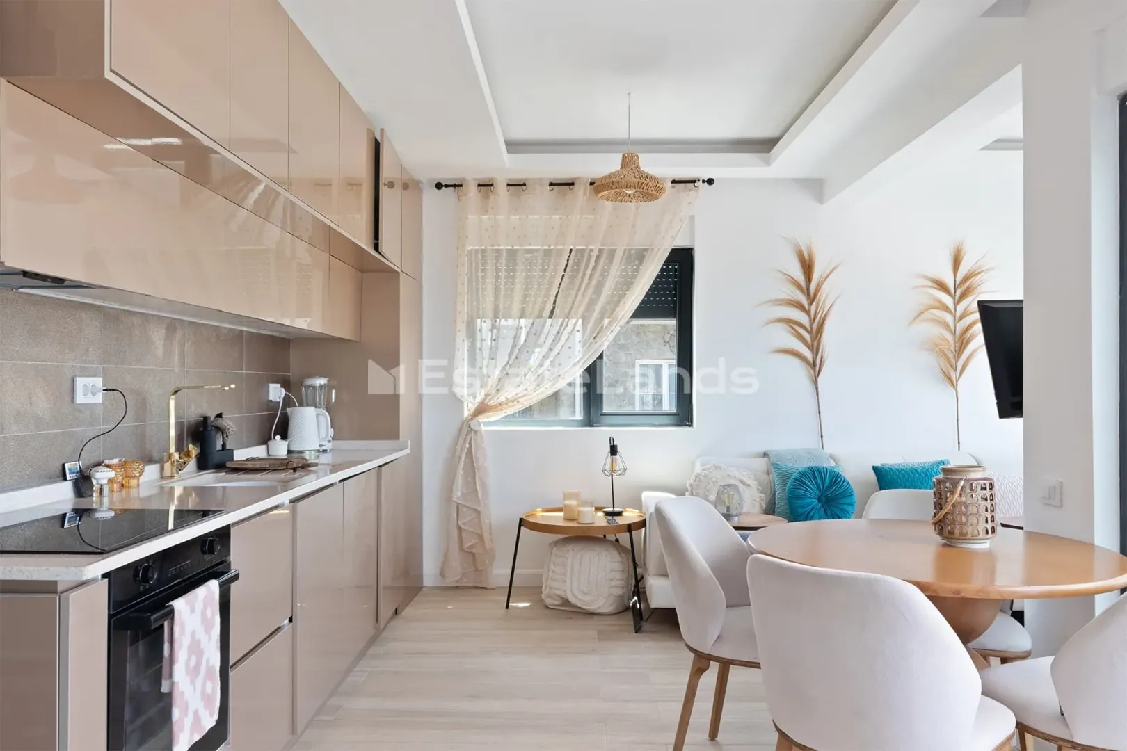 Prodaja, dvosoban stan, 45m², Kava, Tivat