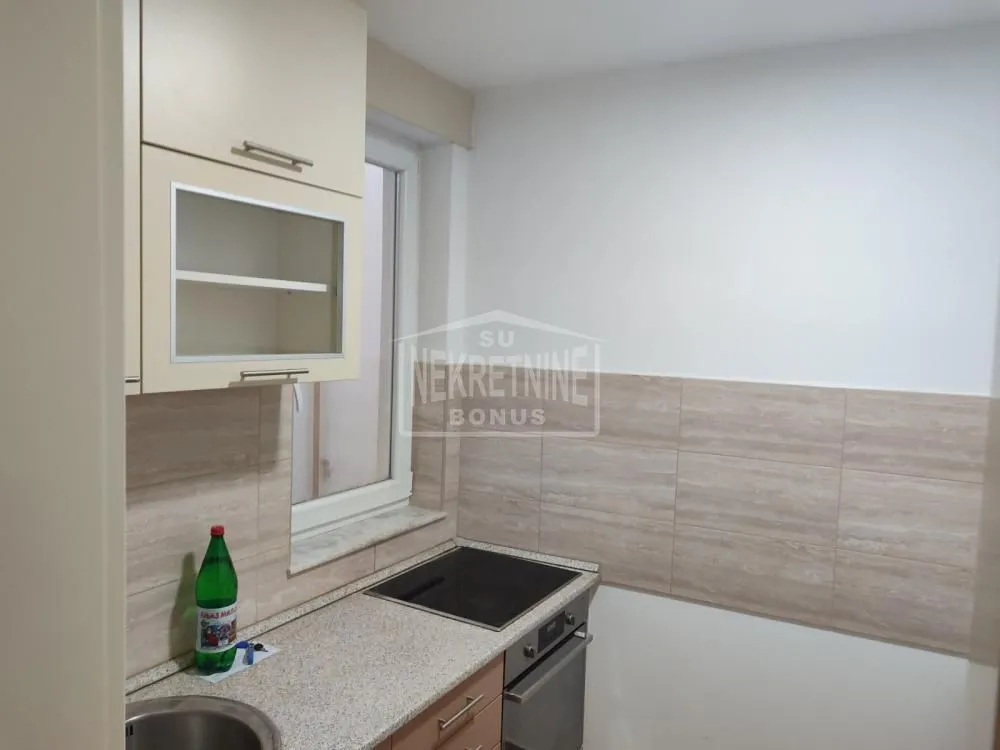 Prodaja, dvosoban stan, 52m², Centar, Subotica