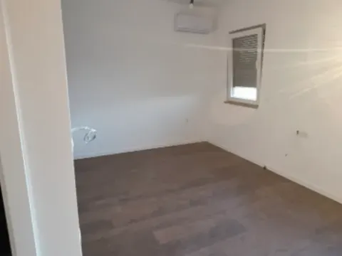 Sale, studio apartment, 24m², Ulcinj, Crna Gora - image 3