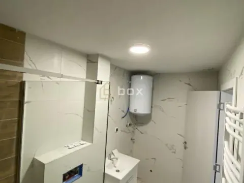 Sale, two bedroom apartment, 73m², Pantelej, Niš - image 8