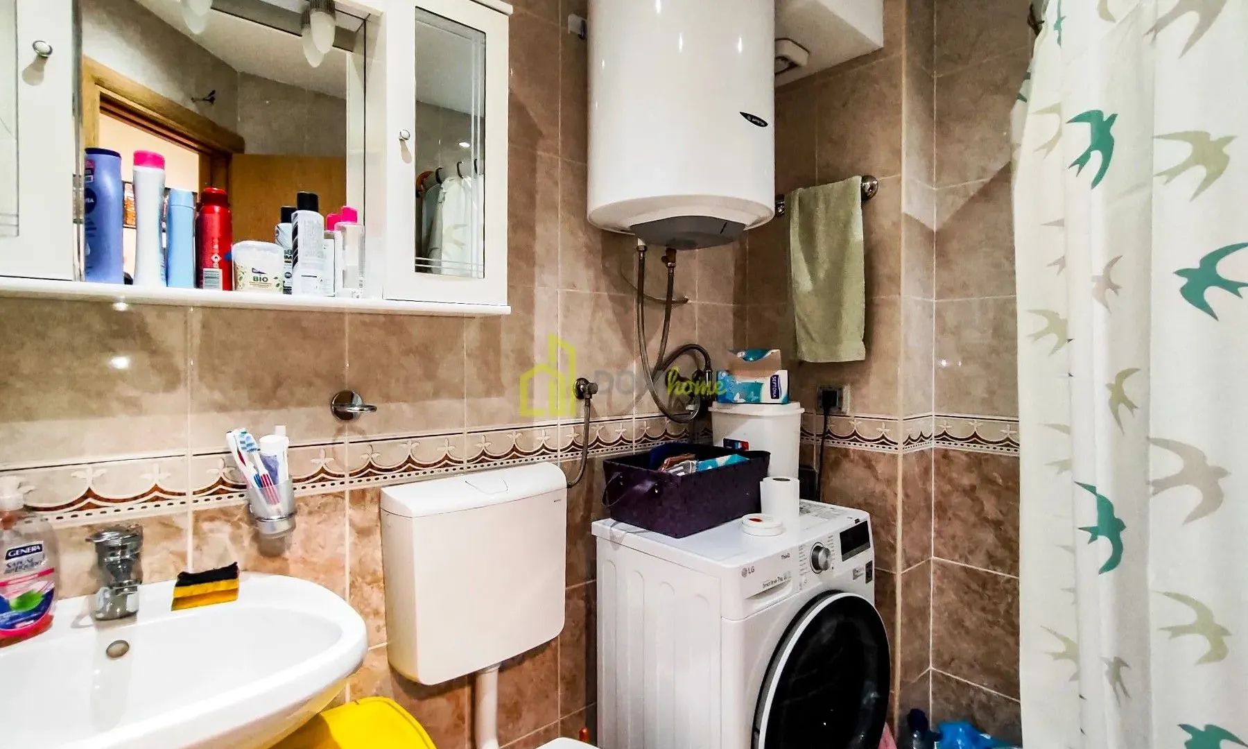 Prodaja, trosoban stan, 83m², Vezirov Most, Podgorica