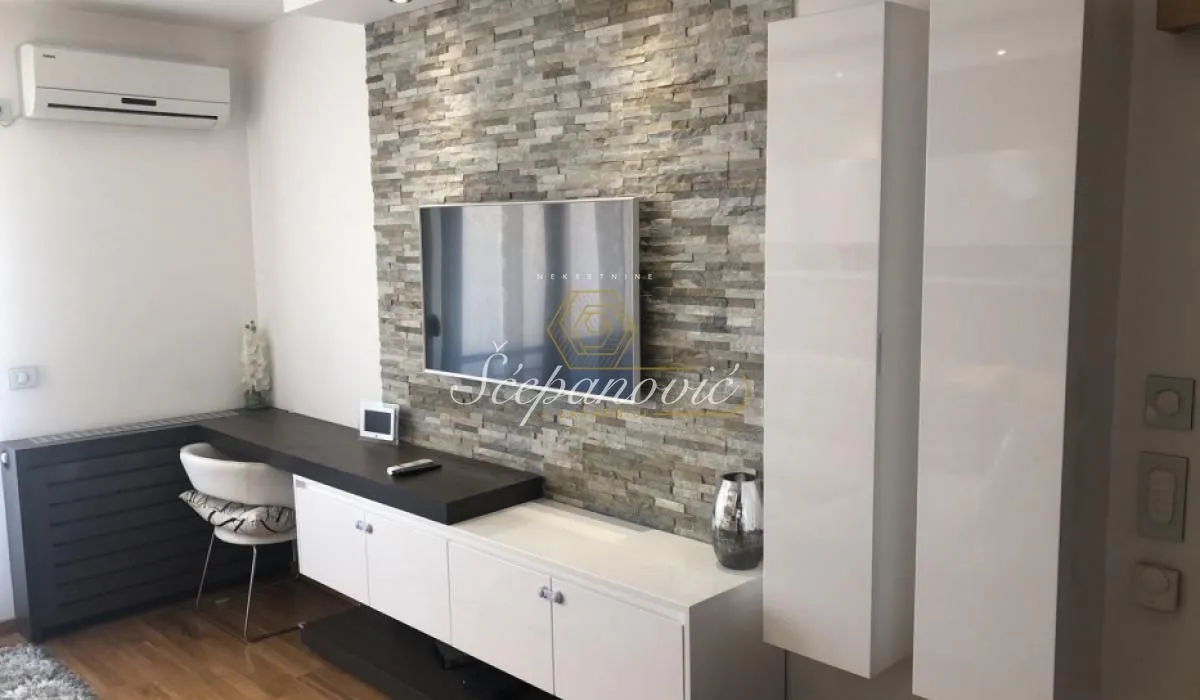 Rent, two bedroom apartment, 54m², Centar, Novi Sad