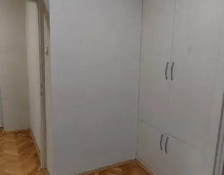 Izdavanje, poslovni prostor, 89m², Centar, Podgorica - image 4