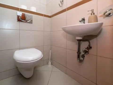 Rent, apartment, 100m², Centar, Podgorica - image 2