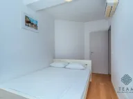 Izdavanje, trosoban stan, 72m², Pržno, Budva - image 12