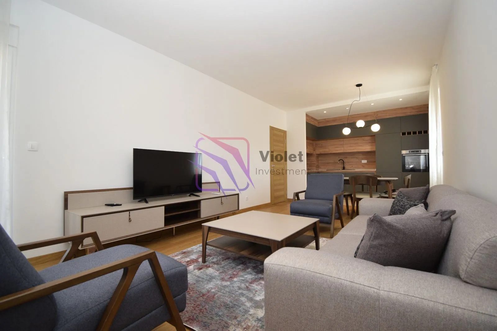Izdavanje, dvosoban stan, 76m², New City, Podgorica