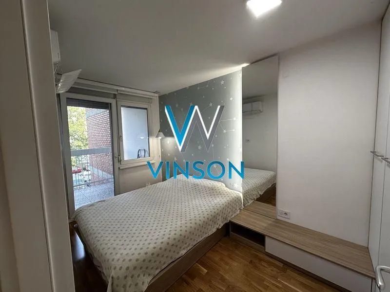 Prodaja, trosoban stan, 73m², Novo naselje, Novi Sad