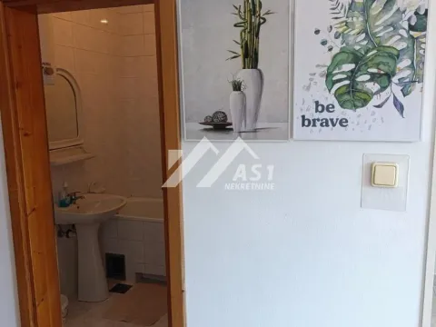 Izdavanje, stan, 24m², Grbavica, Novi Sad Sve Podlokacije - image 12