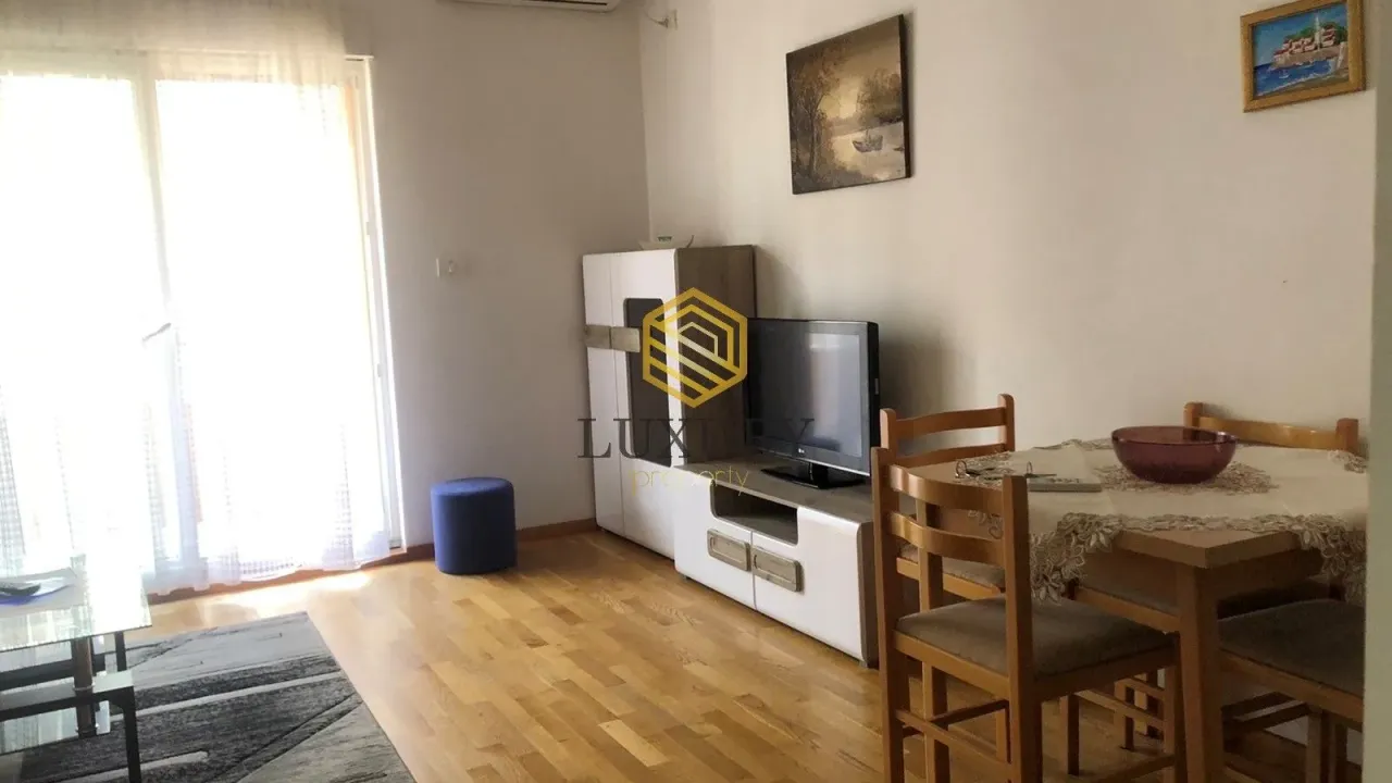 Rent, studio apartment, 33m², City Kvart, Podgorica