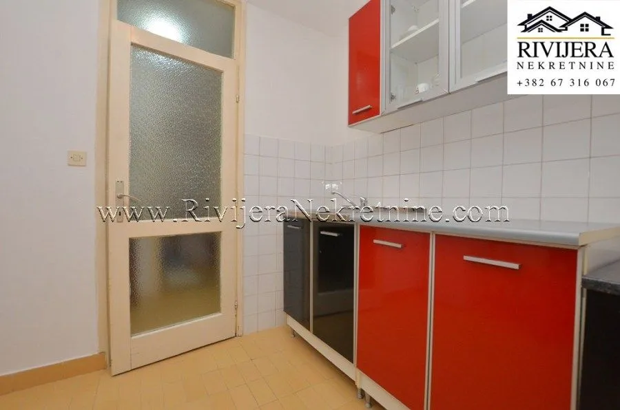 Prodaja, jednosoban stan, 32m², Centar, Herceg Novi
