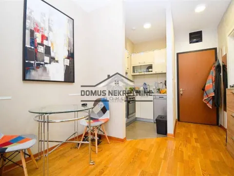 Rent, apartment, 31m², City Kvart, Podgorica - image 2