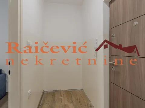 Izdavanje, jednosoban stan, 18m², Čukarica, Beograd - image 11
