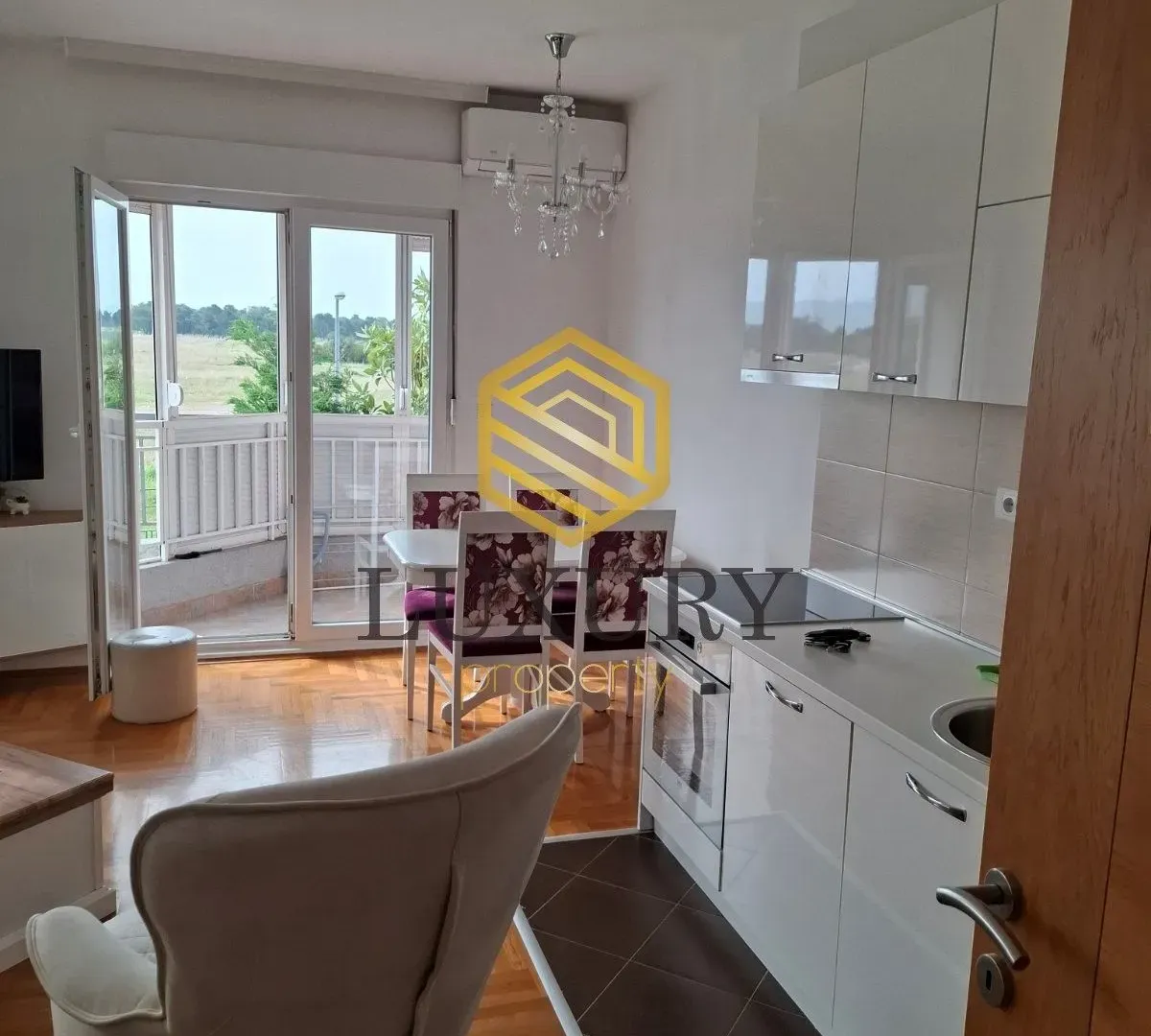 Rent, one bedroom apartment, 50m², Stari Aerodrom, Podgorica