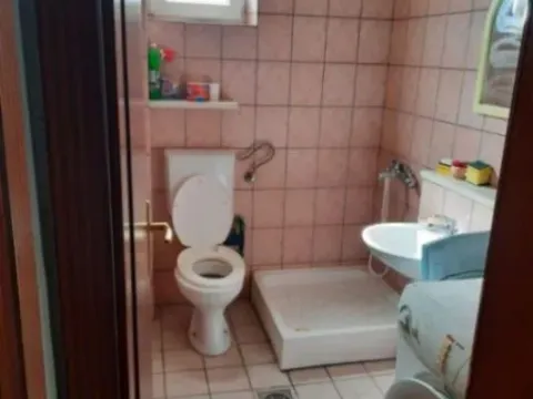 Rent, one bedroom apartment, 50m², Sutomore, Bar - image 3