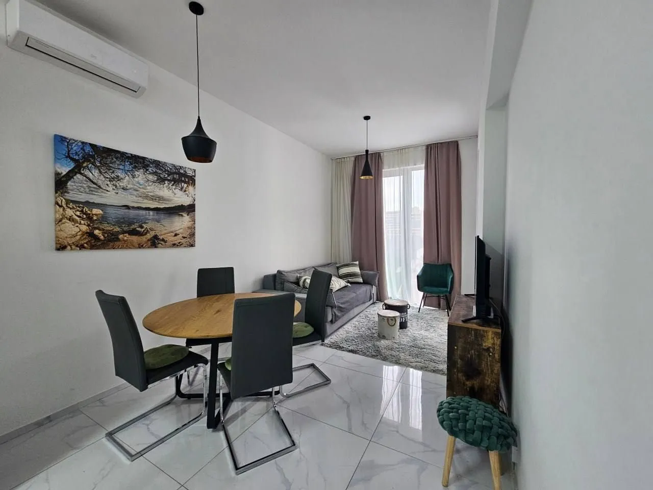 Prodaja, dvosoban stan, 42m², Bečići, Budva