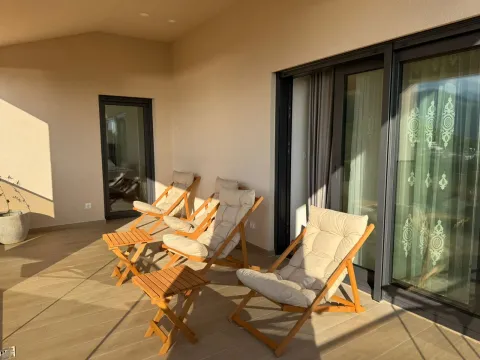 Rent, house, 345m², Seljanovo, Tivat - image 16