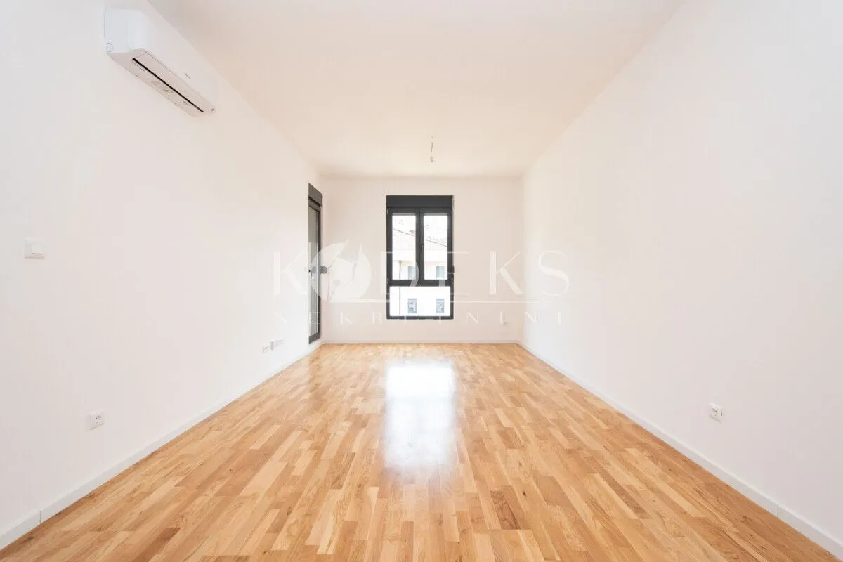 Prodaja, jednosoban stan, 45m², Tološi, Podgorica