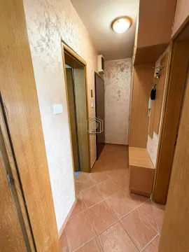 Prodaja, jednosoban stan, 43m², Krivi Most, Podgorica - image 5