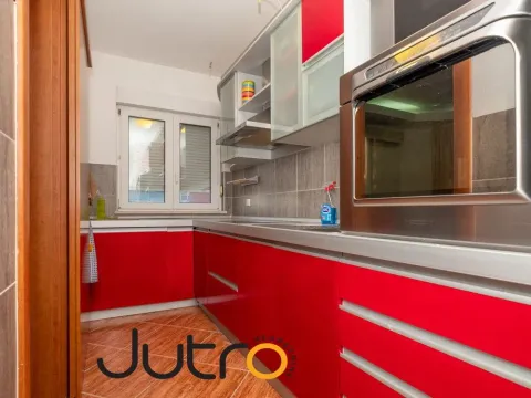 Prodaja, četvorosoban stan, 133m², Momišići, Podgorica - image 3