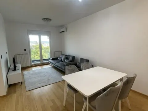 Izdavanje, trosoban stan, 65m², Sajmište, Novi Sad - image 4