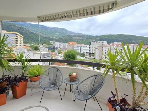 Sale, one bedroom apartment, 76m², Dubovica, Budva - image 16