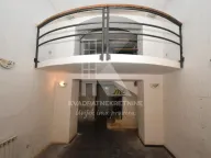 Prodaja, kuća, 217m², Centar, Podgorica - image 24