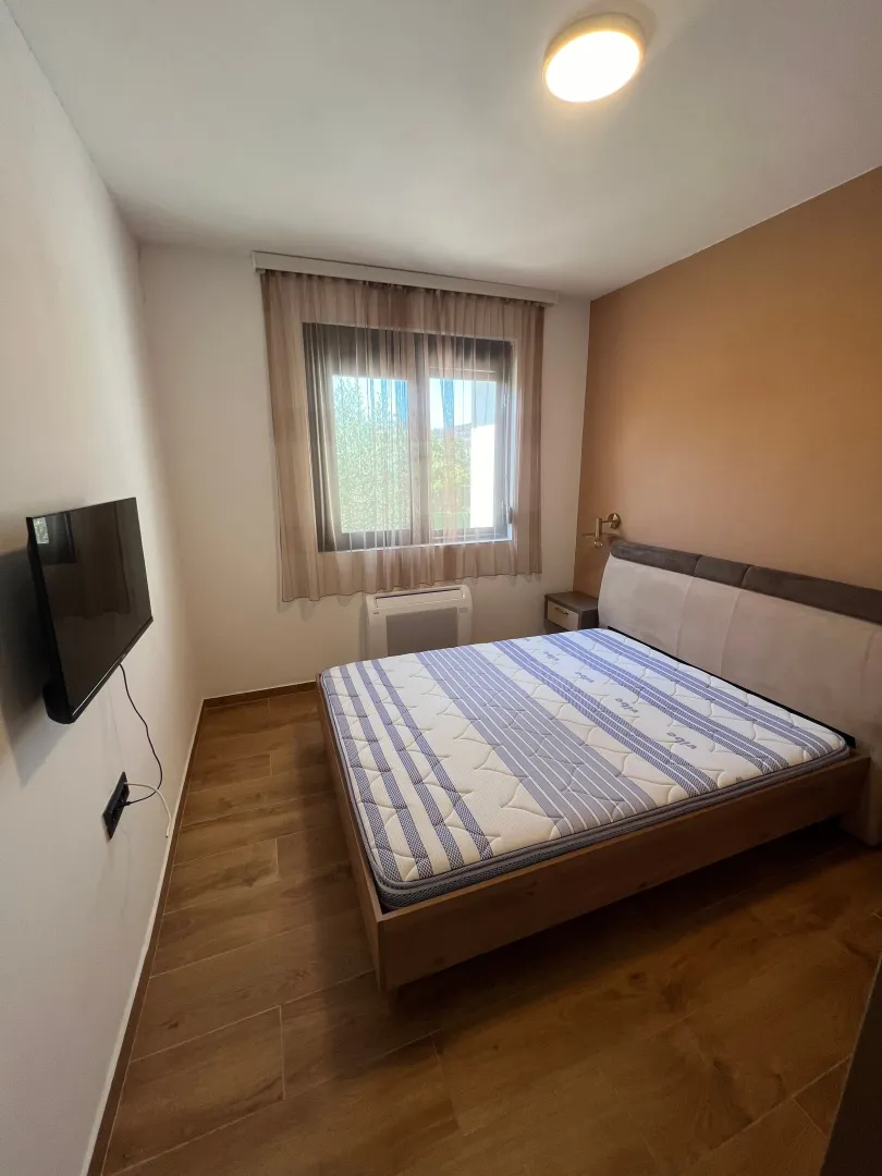 Rent, house, 90m², Tomba, Bar